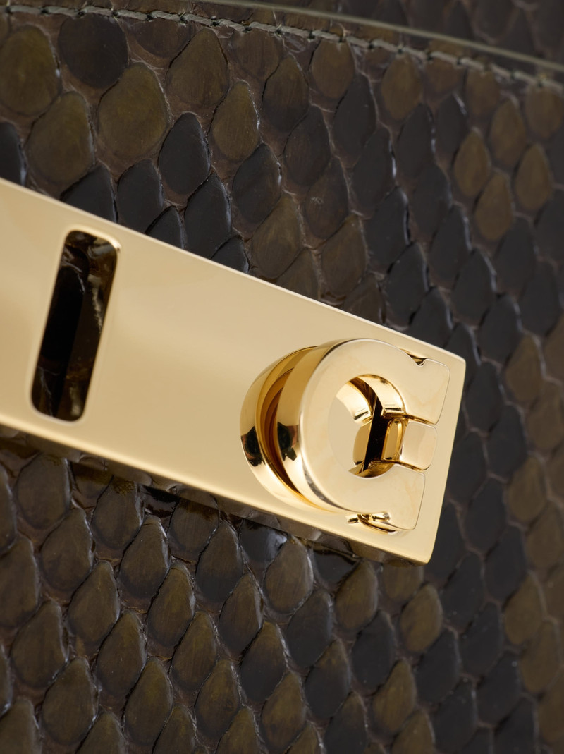 Hug soft crossbody bag (XS) 9