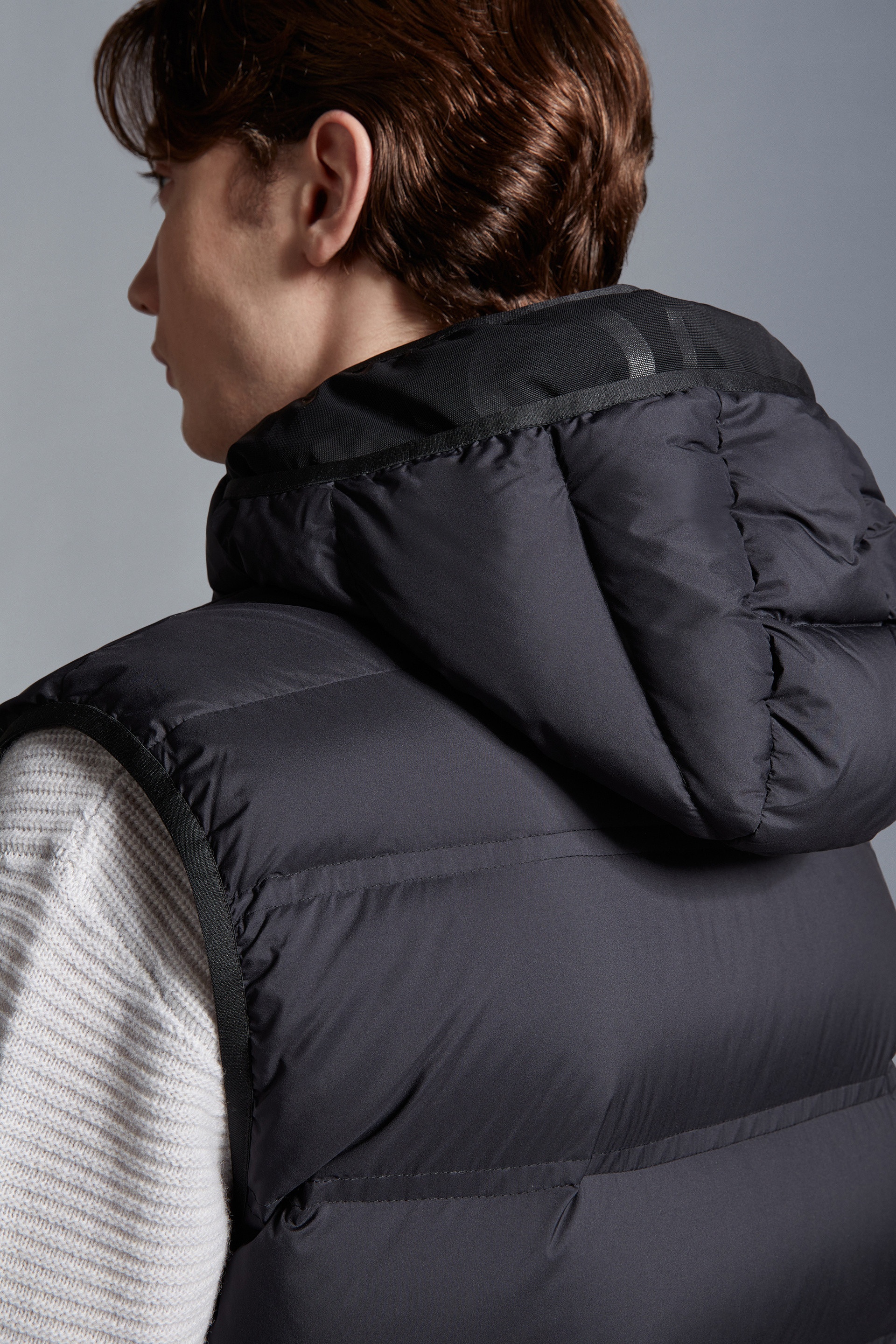 モンクレール ★TAMEGA GIUBBOTTO★フード付きダウンベスト MONCLER】Tamegaベスト ダウン ジレ ロゴ フード レイヤード (MONCLER