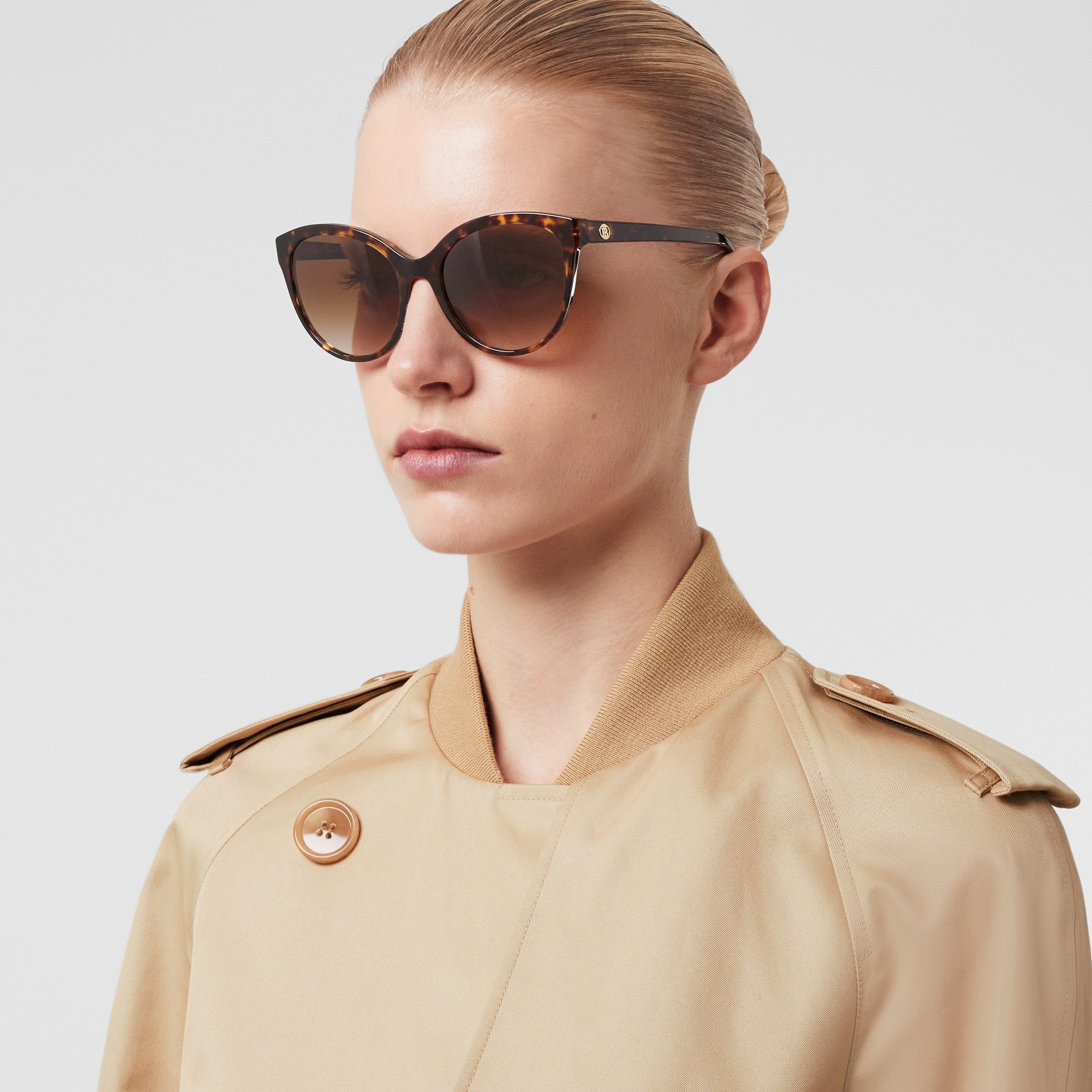 Monogram Motif Cat-eye Frame Sunglasses - 3