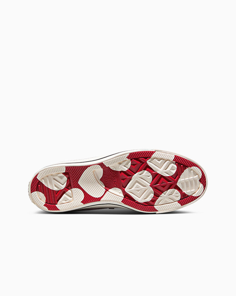 Chuck Taylor All Star Valentine's Day 3