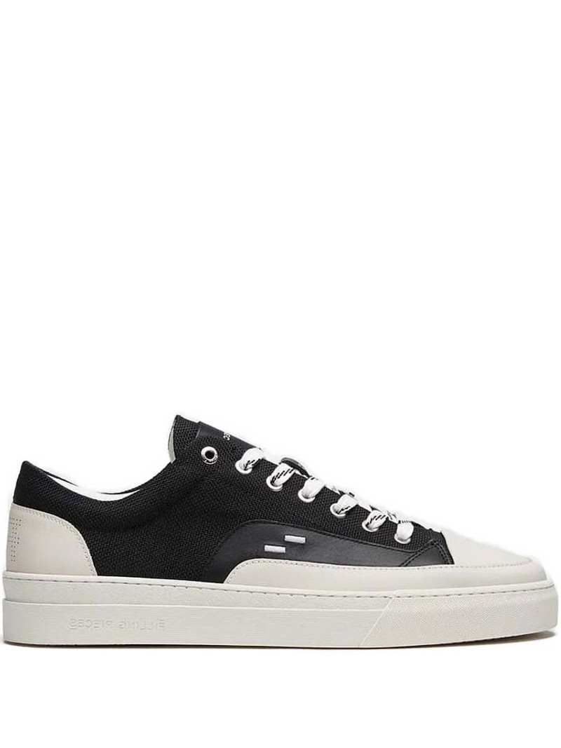 low-top sneakers 1