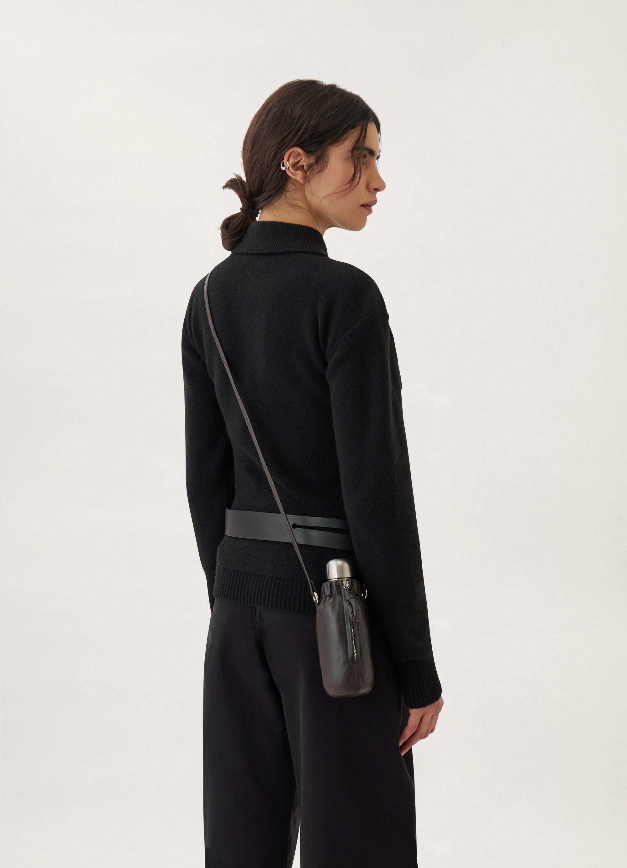 SMALL WATER BOTTLE-CARRIER
SOFT NAPPA LEATHER - 6