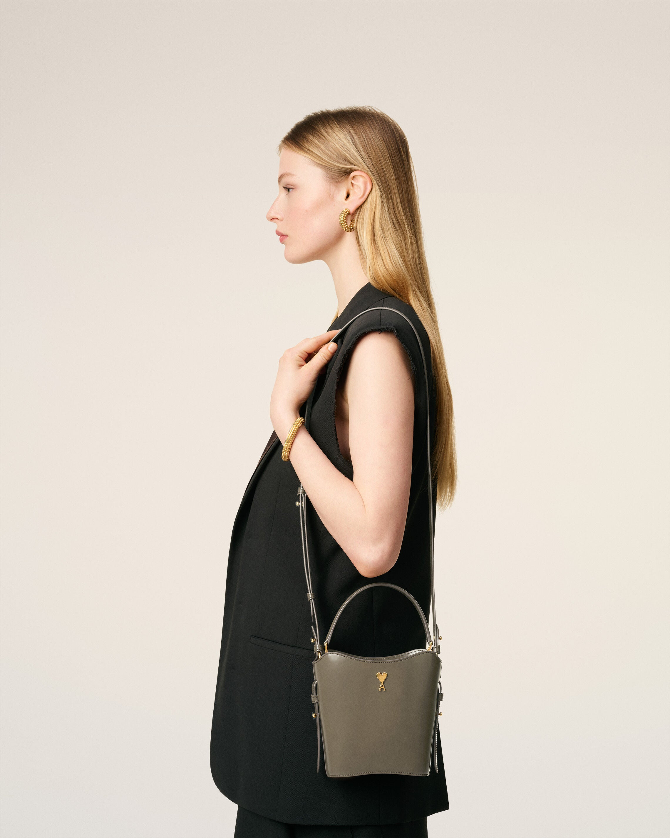 GREY GLAZED LEATHER MINI PARIS PARIS BUCKET BAG - 7
