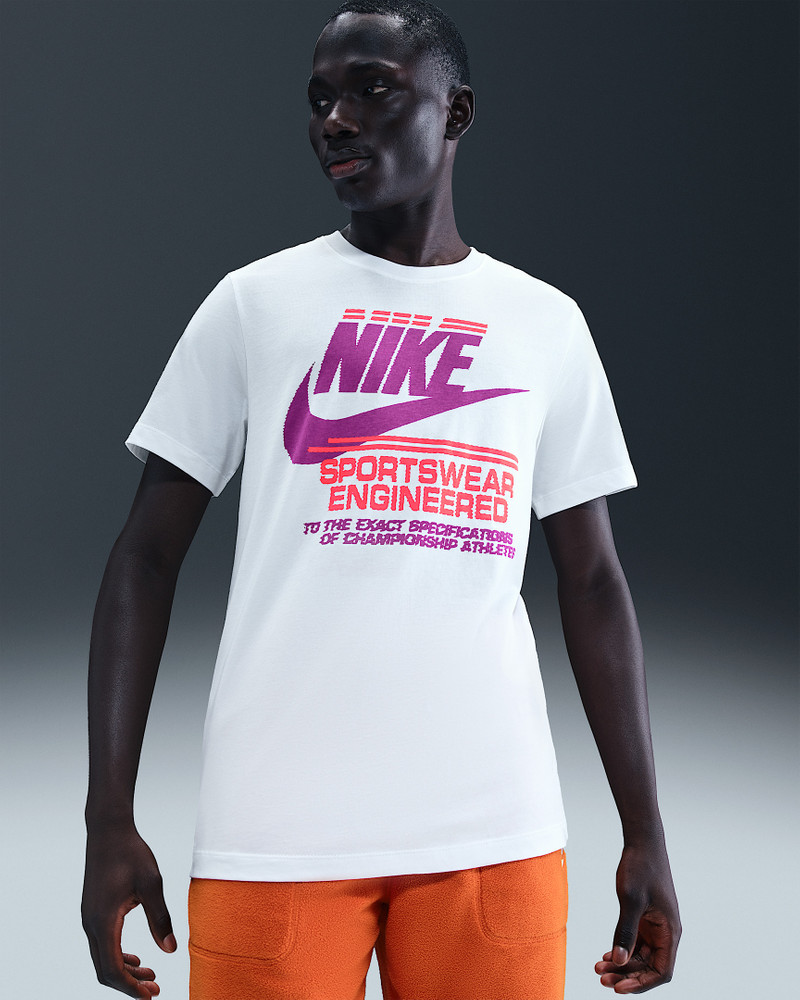Nike Sportswear Men's T-Shirt 1