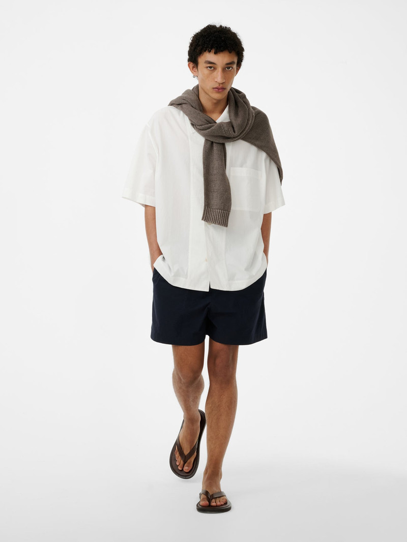 Elio Short 2