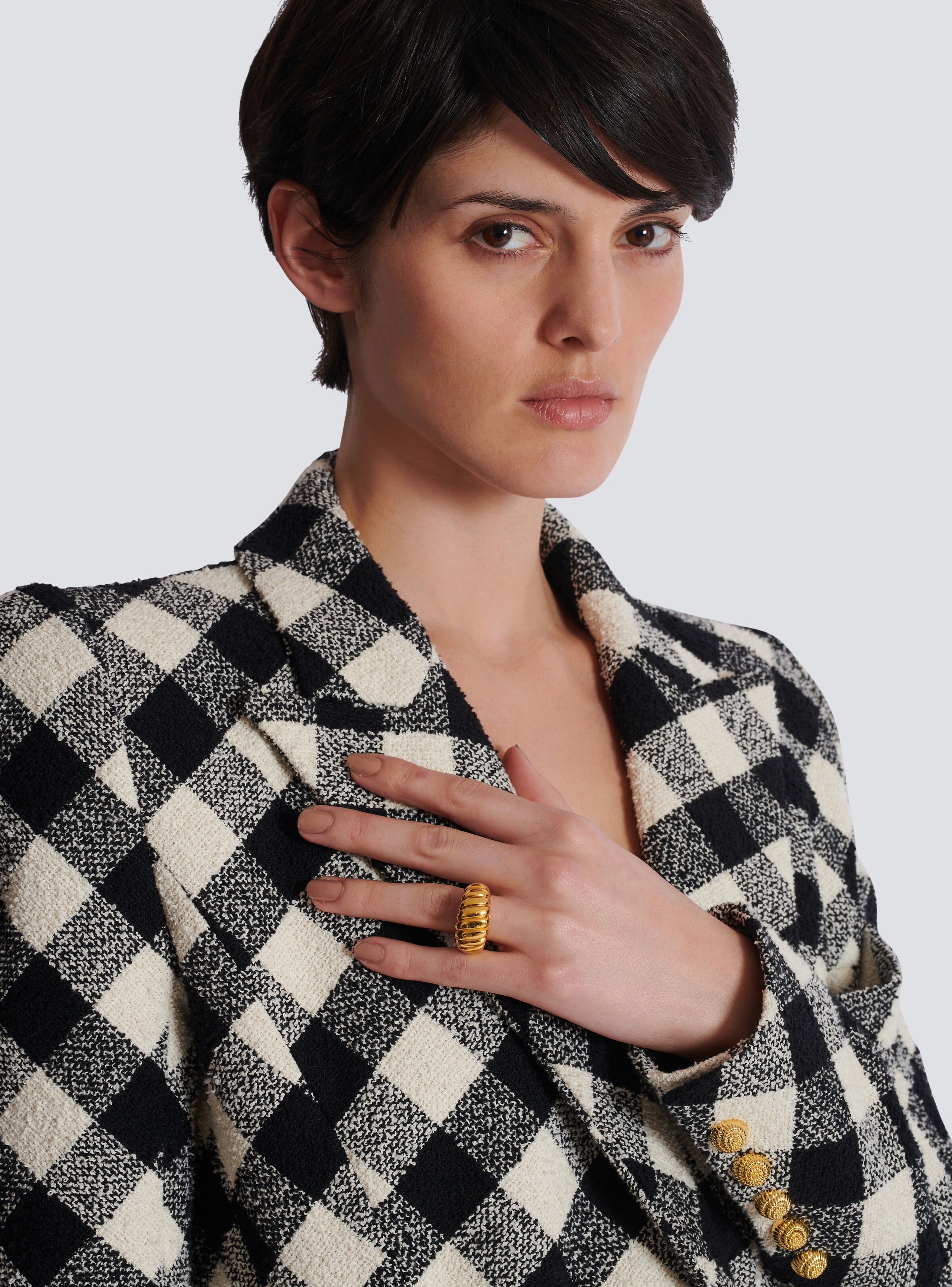 Snail ring in brass and crystals - 2