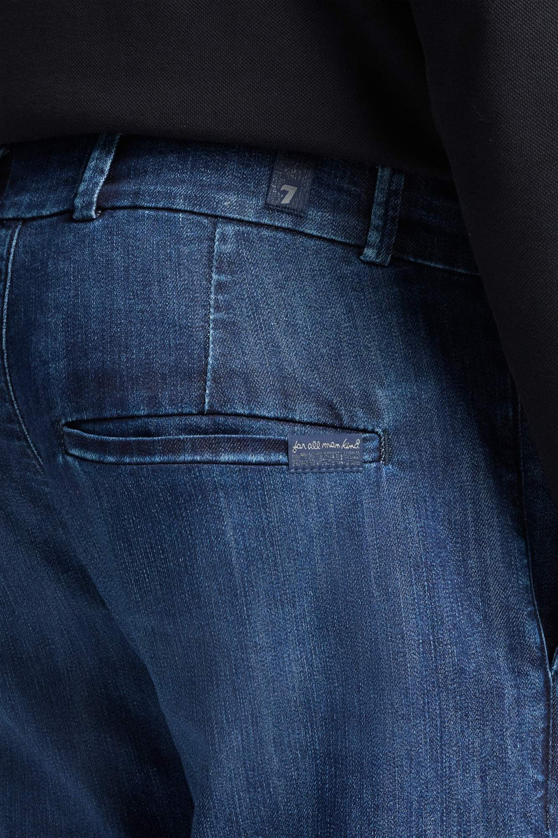 Airweft Chino in Rialto 4