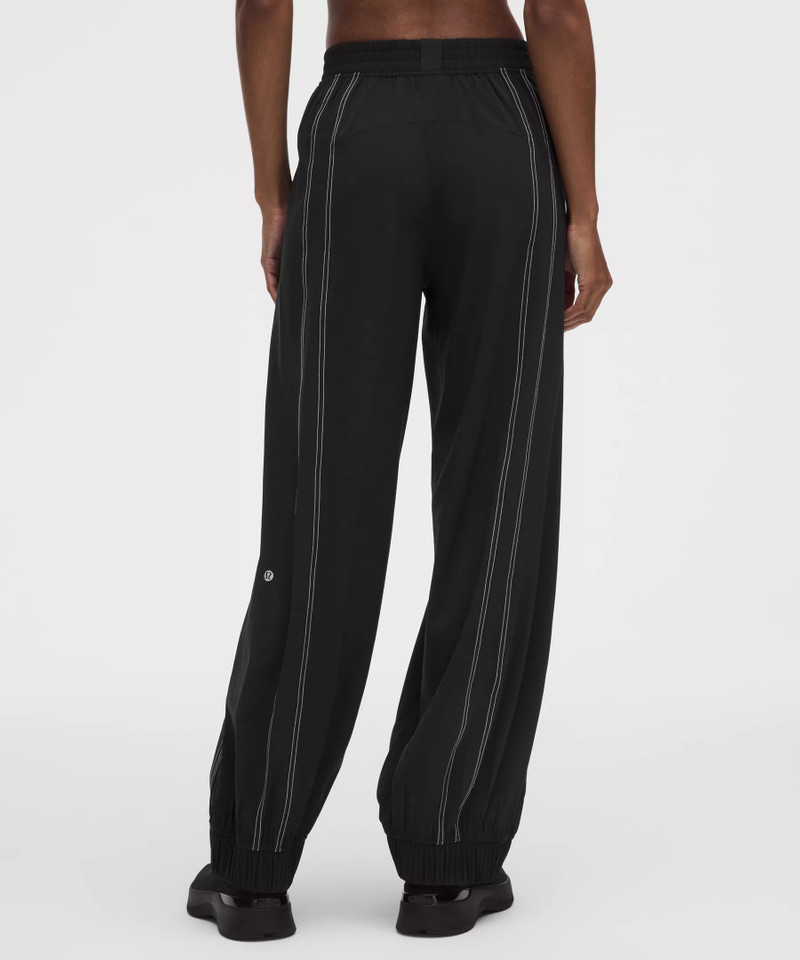 Define High-Rise Swift Jogger *Regular 3