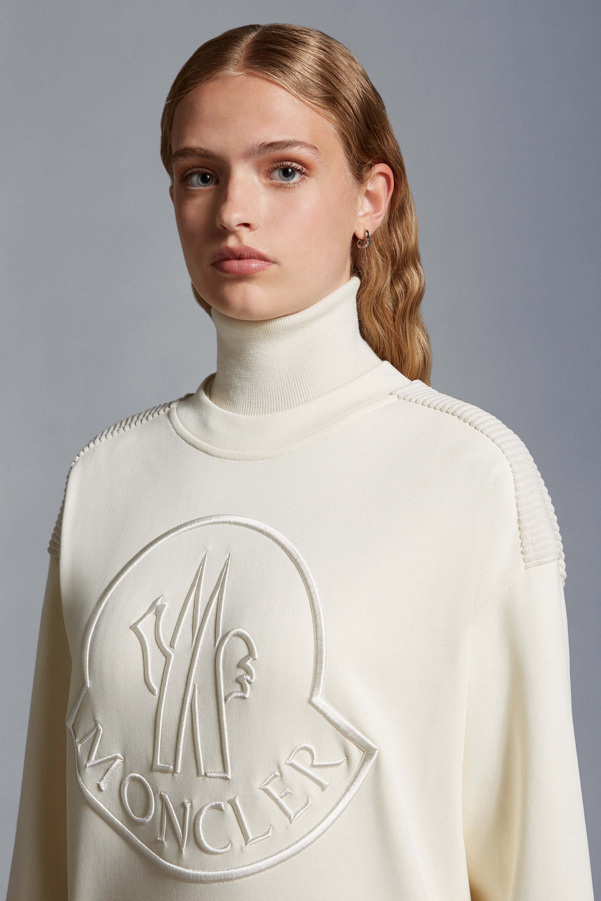 Embroidered Logo Sweatshirt - 4