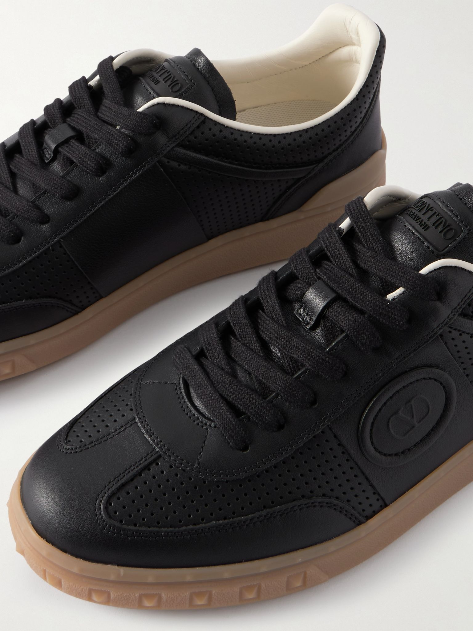 Upvillage Perforated Leather Sneakers Black - 5