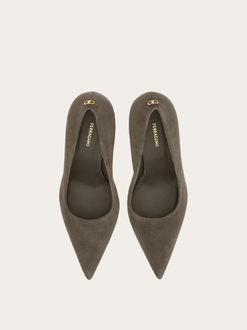 FERRAGAMO Pump shoe outlook