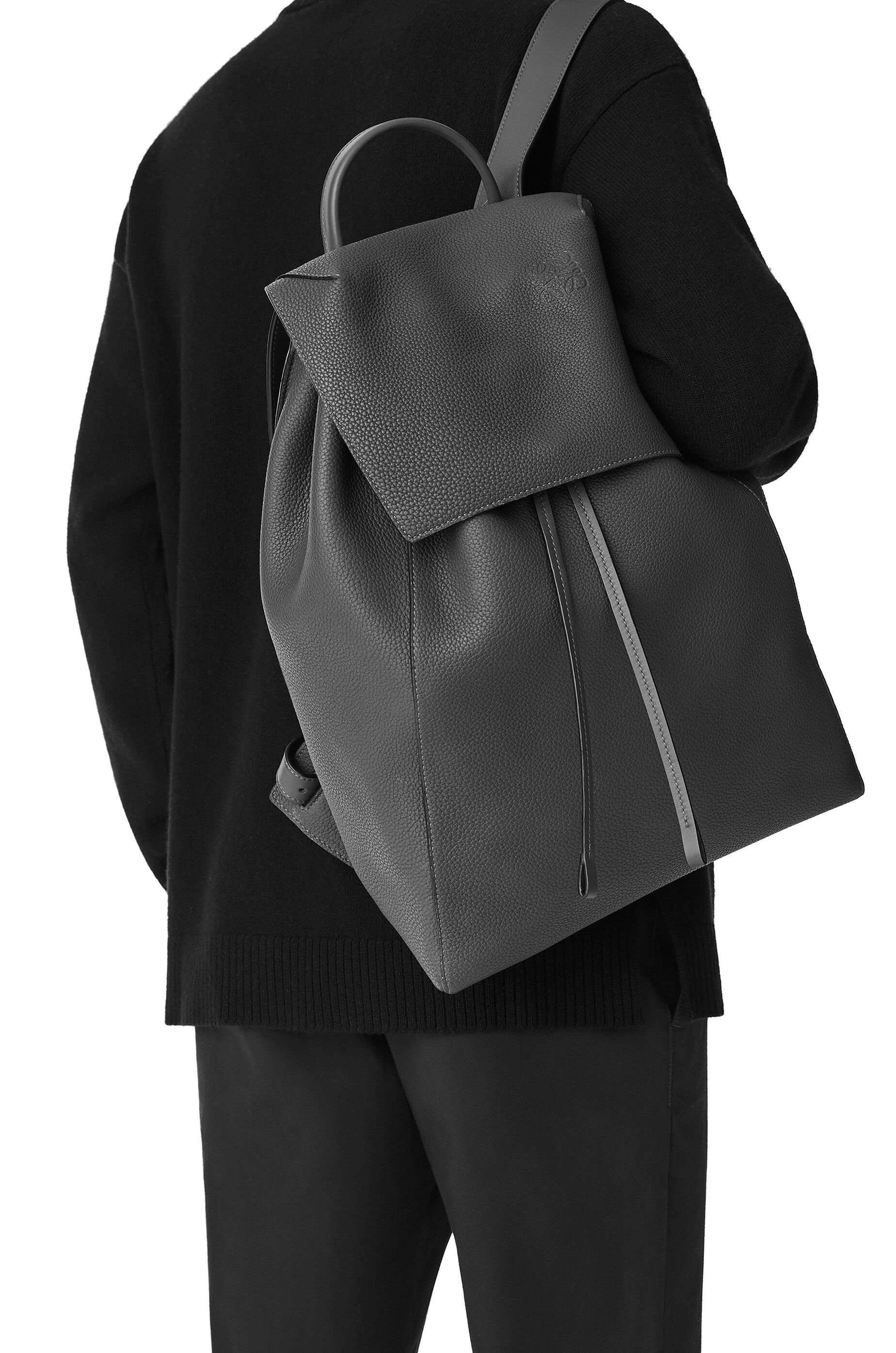 Drawstring Backpack in grained calfskin - 2