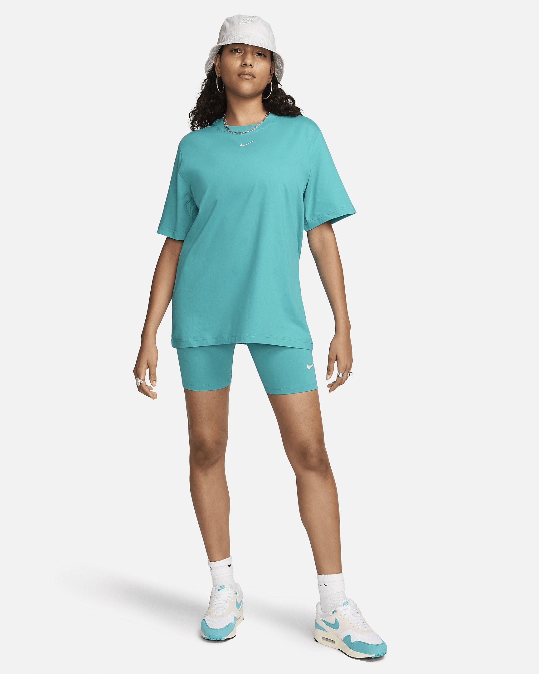 Nike Sportswear Essential Women's T-Shirt - 5