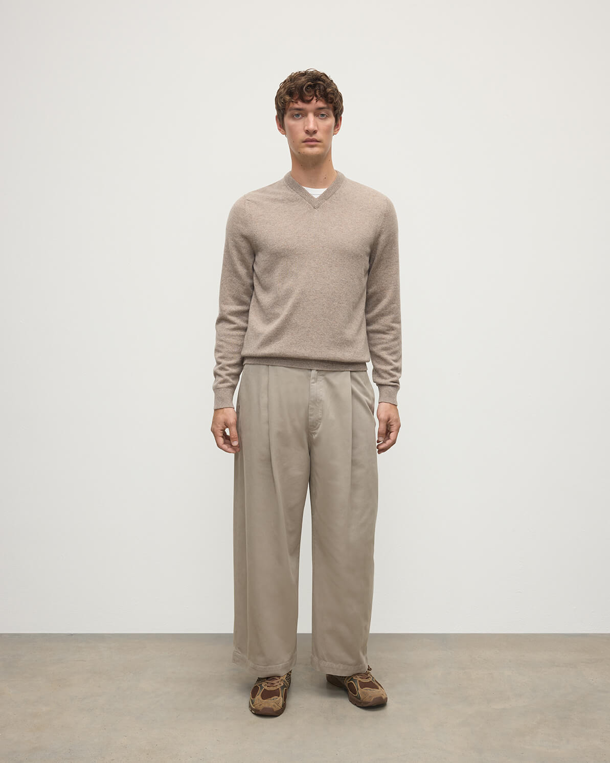 Classic Cashmere Brown V Neck Jumper - 2