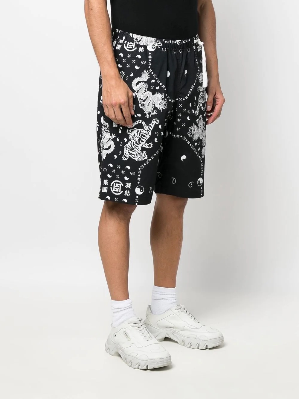 bandana-print bermuda shorts - 3