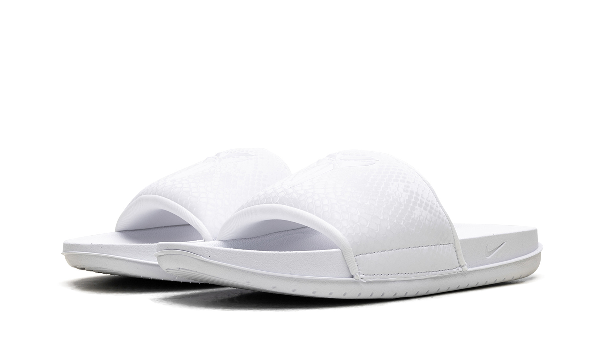 Kobe Offcourt Slide "Triple White" - 2