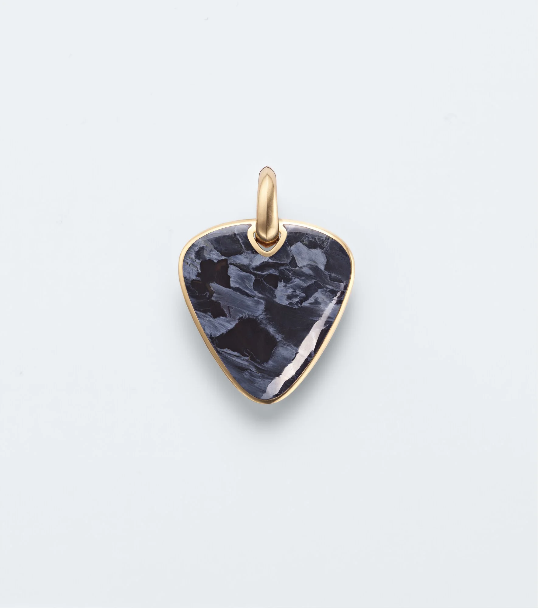 Streamline® Pick 18kt gold pendant with pietersite - 1