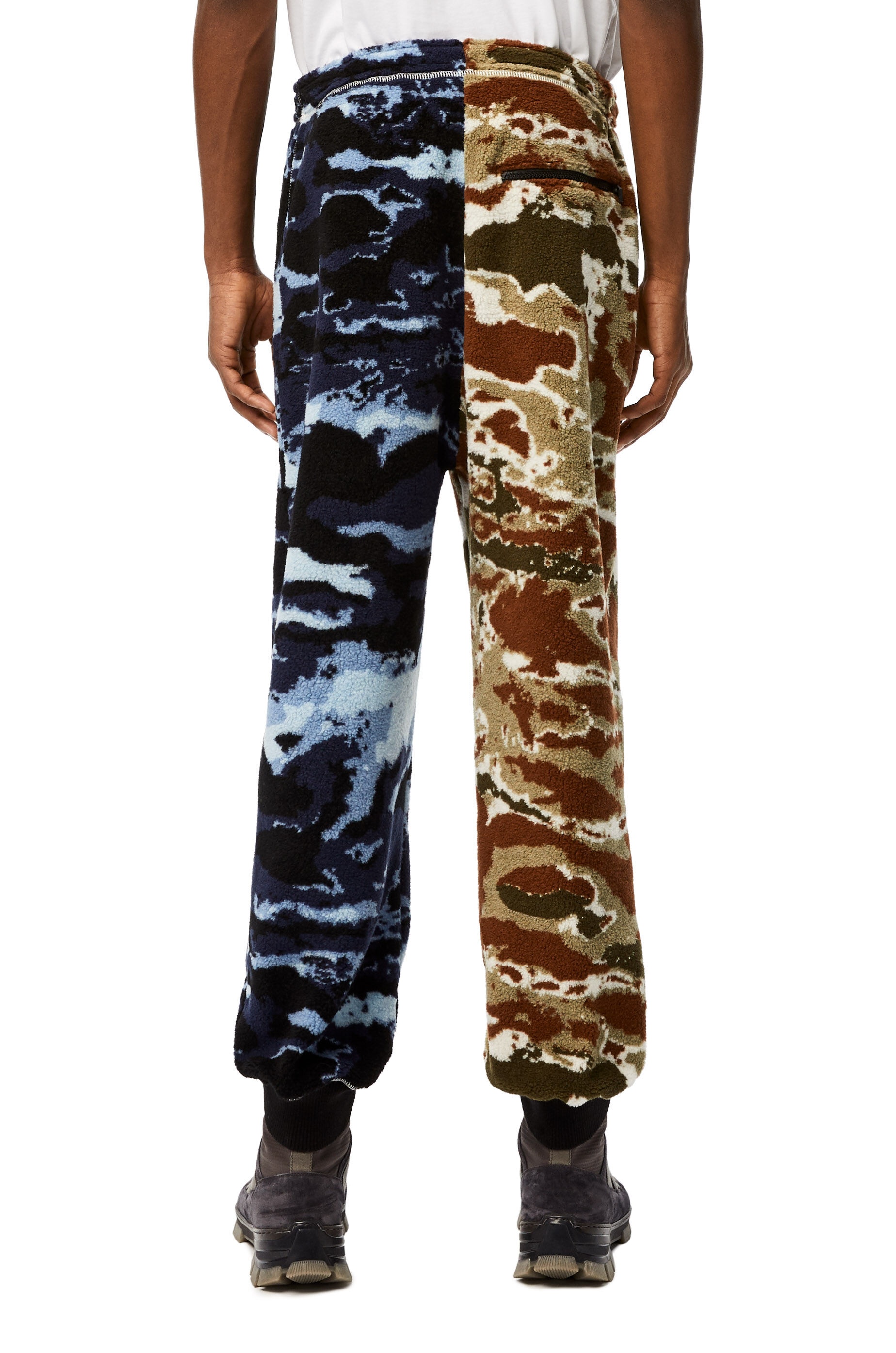 Camouflage fleece trousers - 4