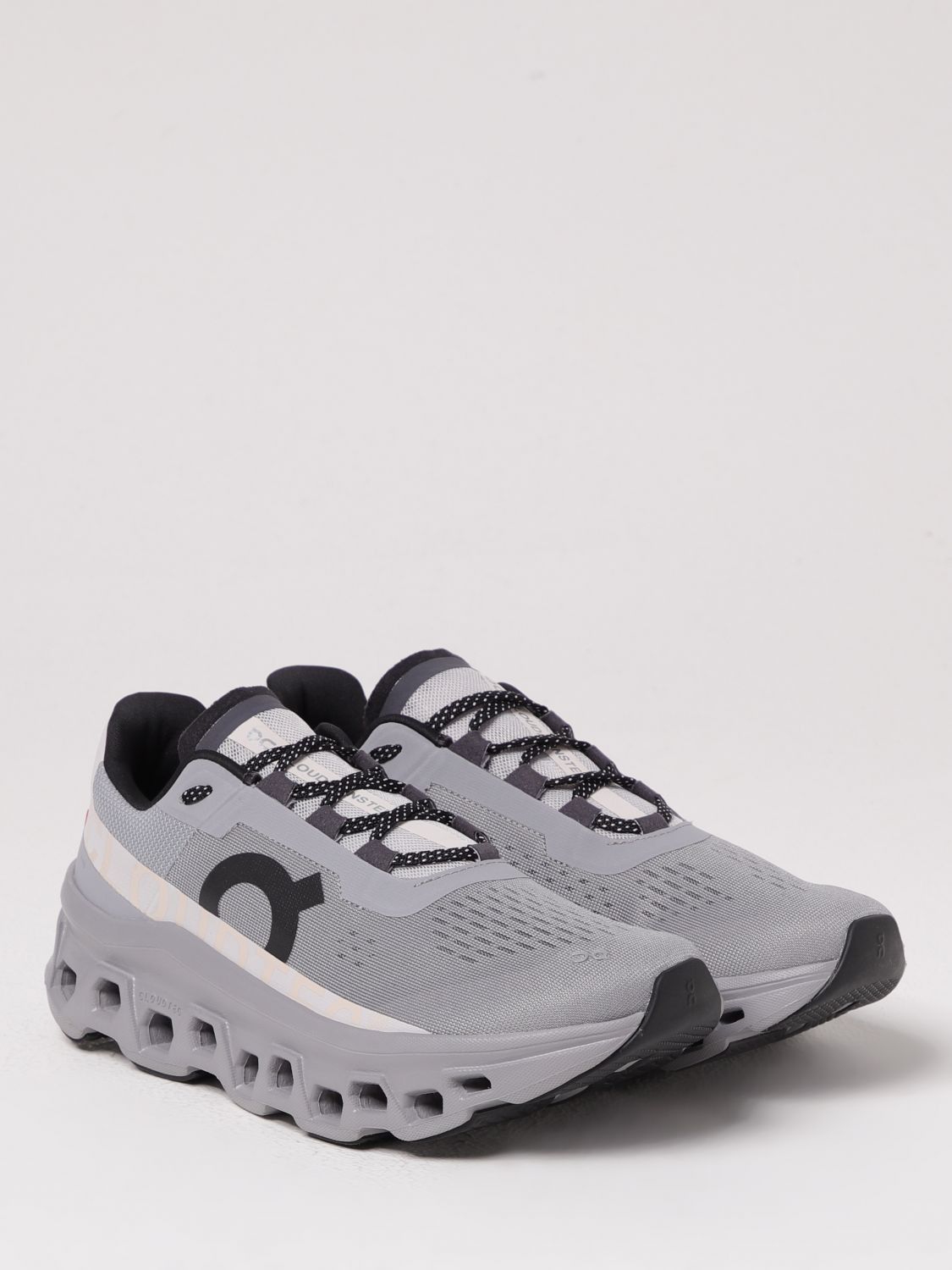 Shoes men On - 2