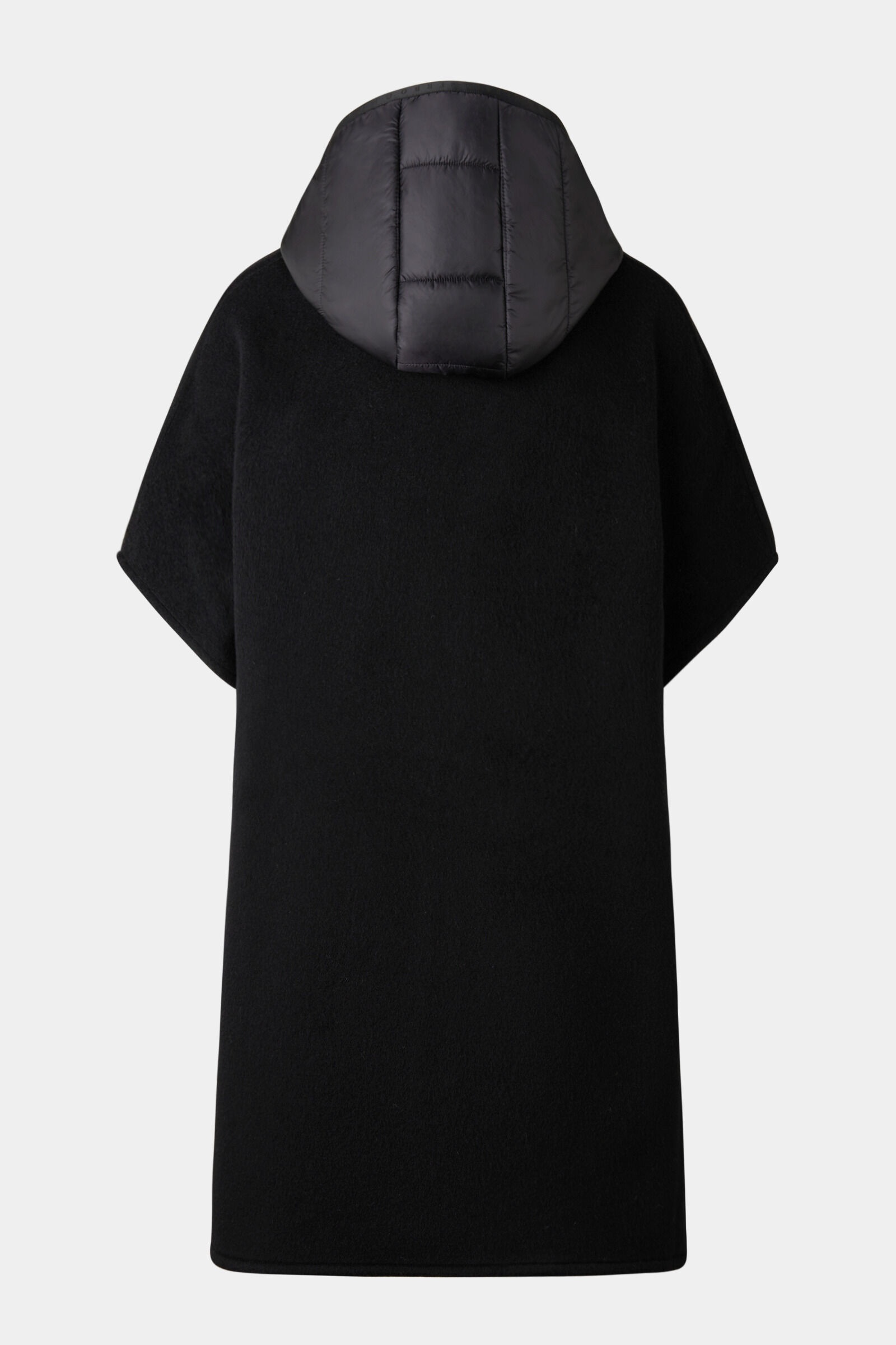 Nilla Cape in Black - 8