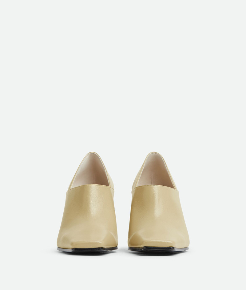 Bottega Veneta Lewis Pump outlook