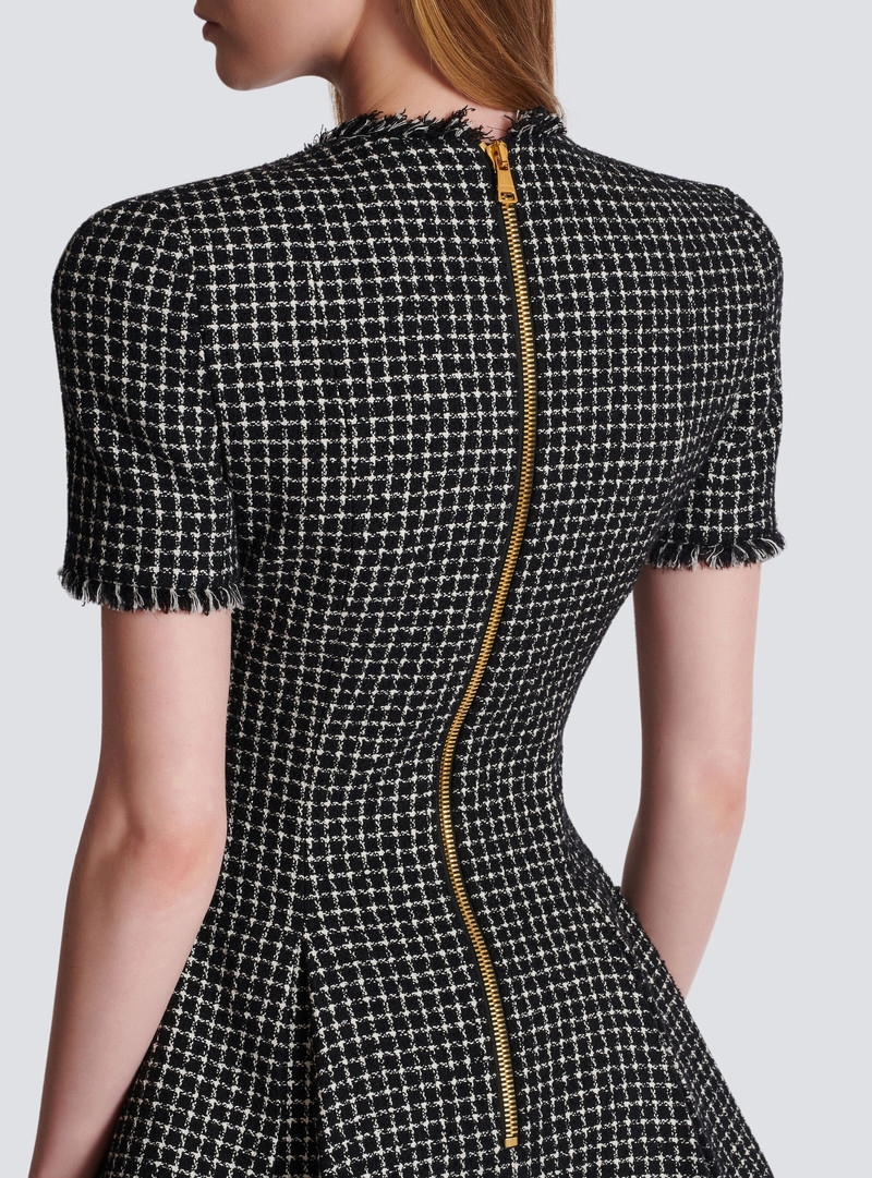 Pleated flared dress in gingham tweed 8