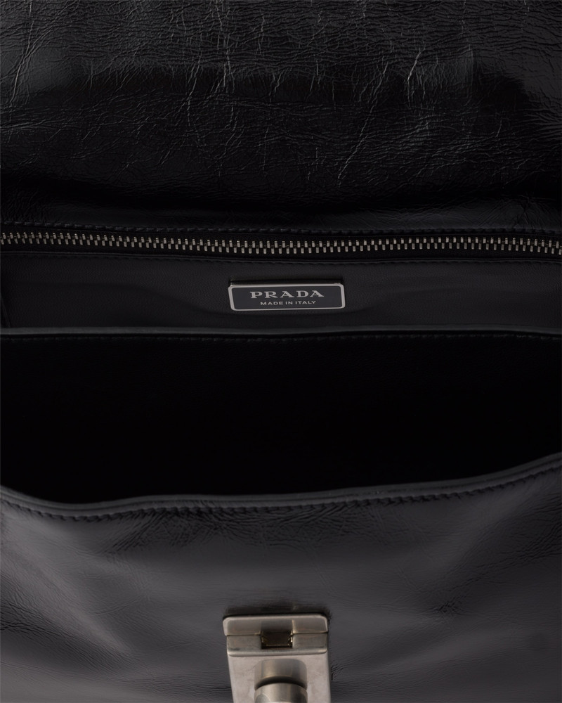 Medium leather handbag 4