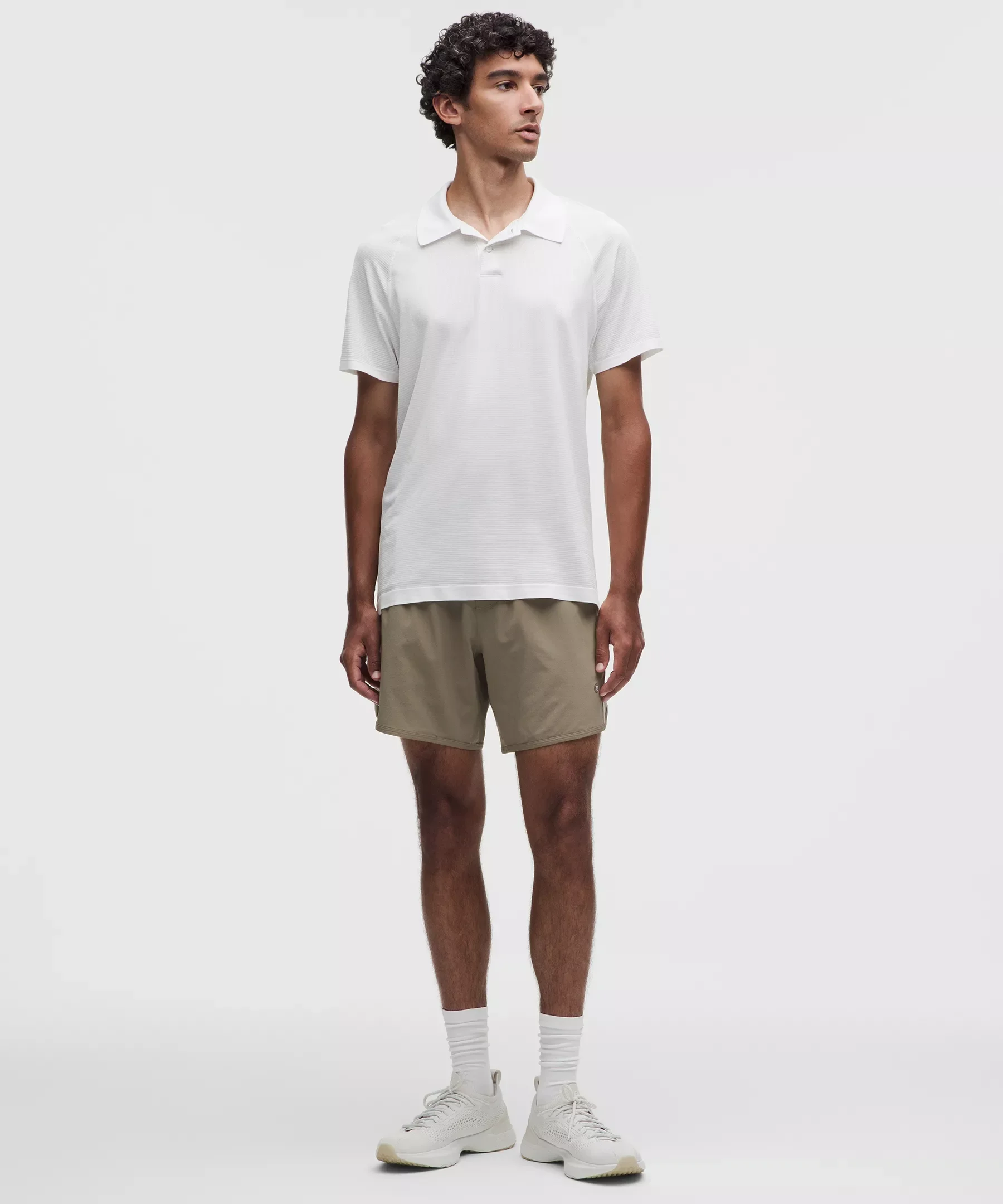 Lightweight Mesh-Pannelled Tennis Short 7" - 1