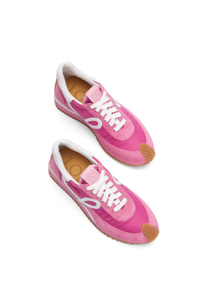 Flow Runner in nylon and suede 4