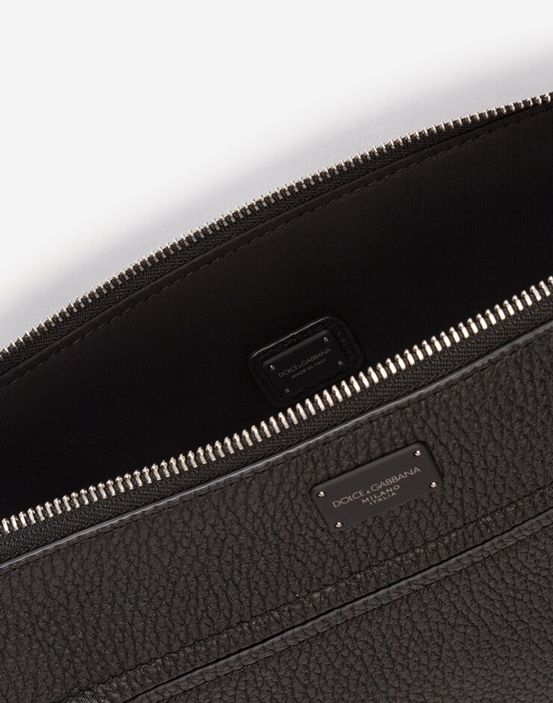 Flat calfskin Palermo clutch with branded plate 4