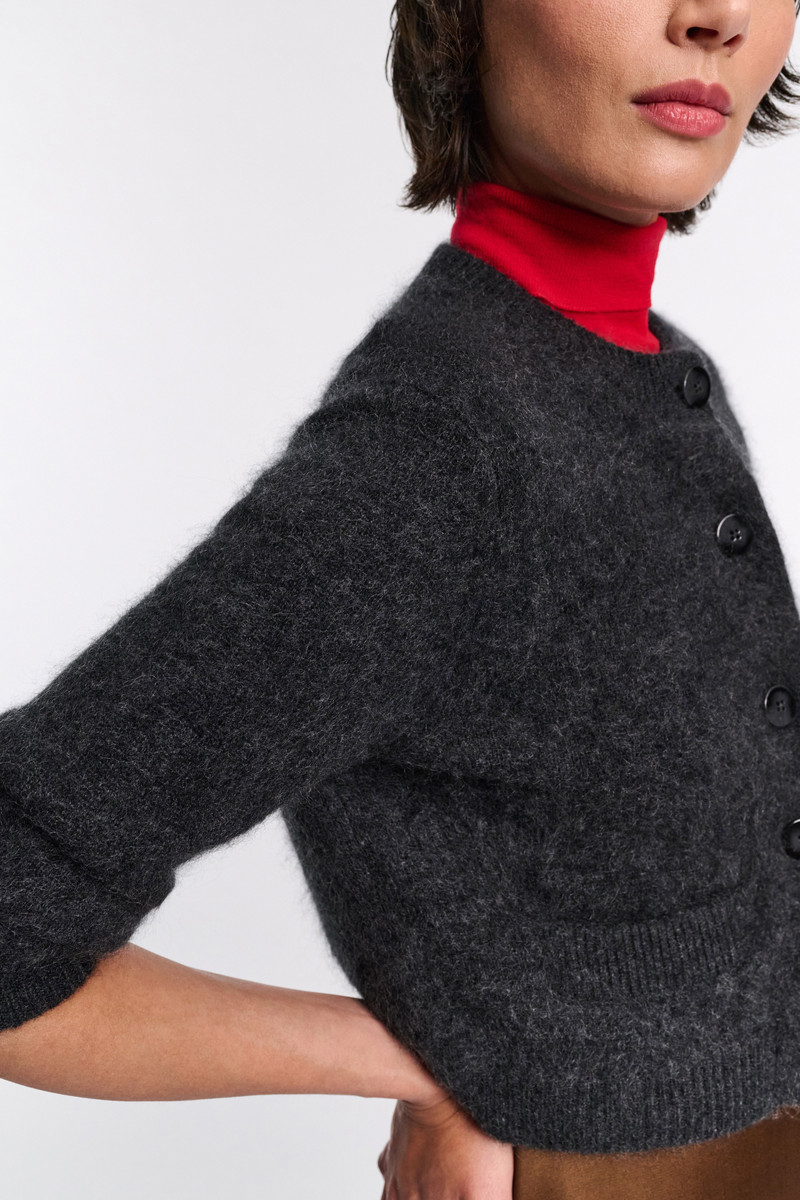 FLUFFY STATEMENTS cardigan 4