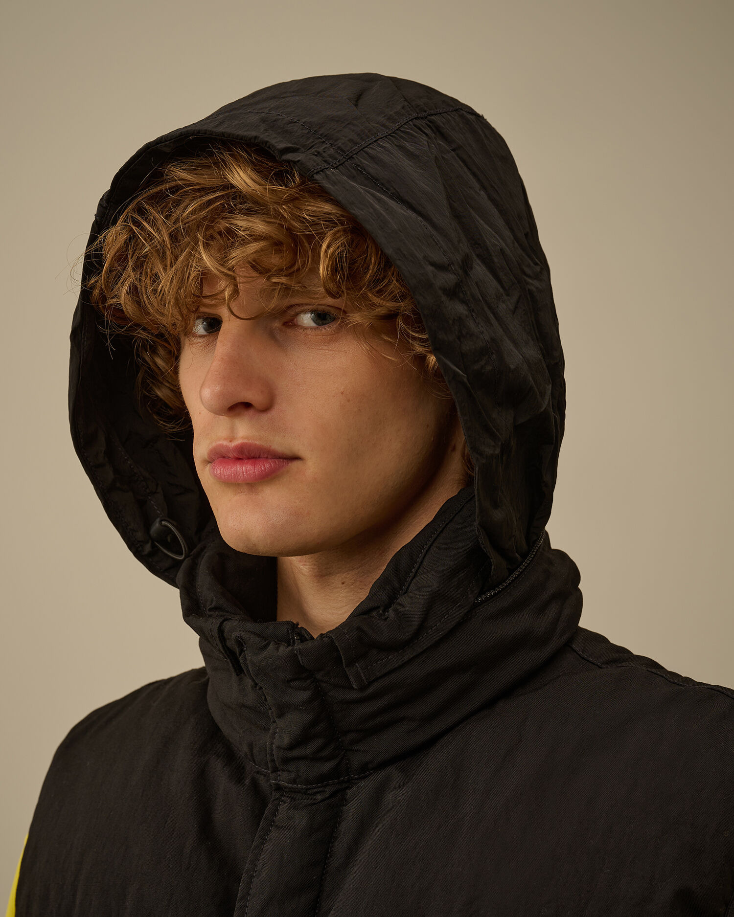 Eco-Chrome R Mixed Hooded Down Gilet - 6