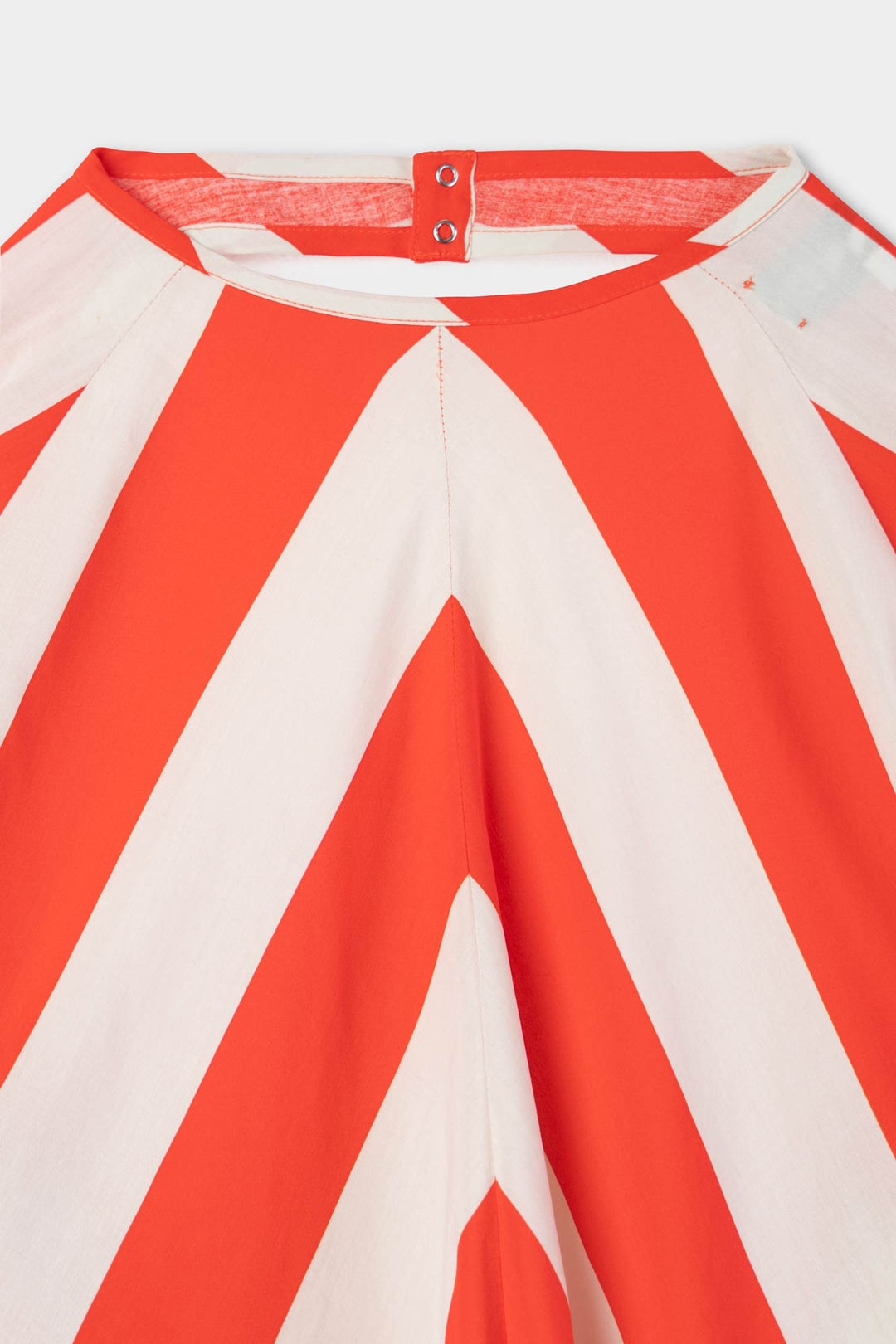 BACK WRAP T-SHIRT / red & beige stripes - 5