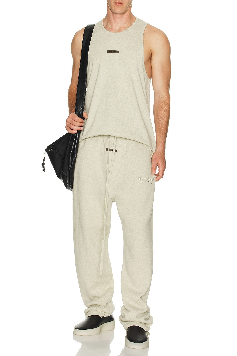 Relaxed Fleece Sweatpant - 6