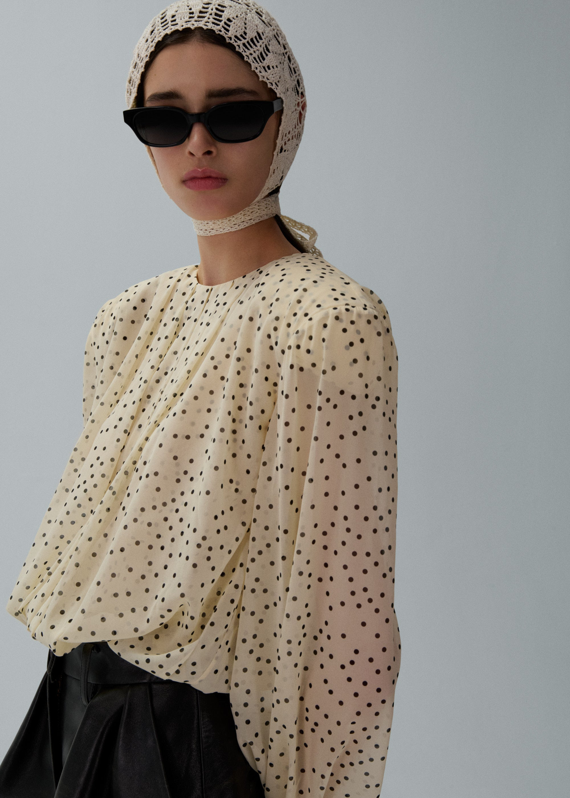 Balloon sleeve silk blouse in cream dots - 4