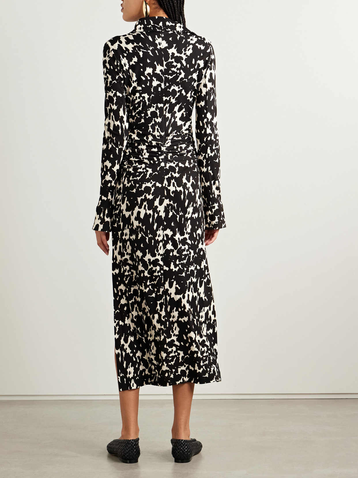 Claudia Ruched Printed Crepe-jersey Midi Dress - 3