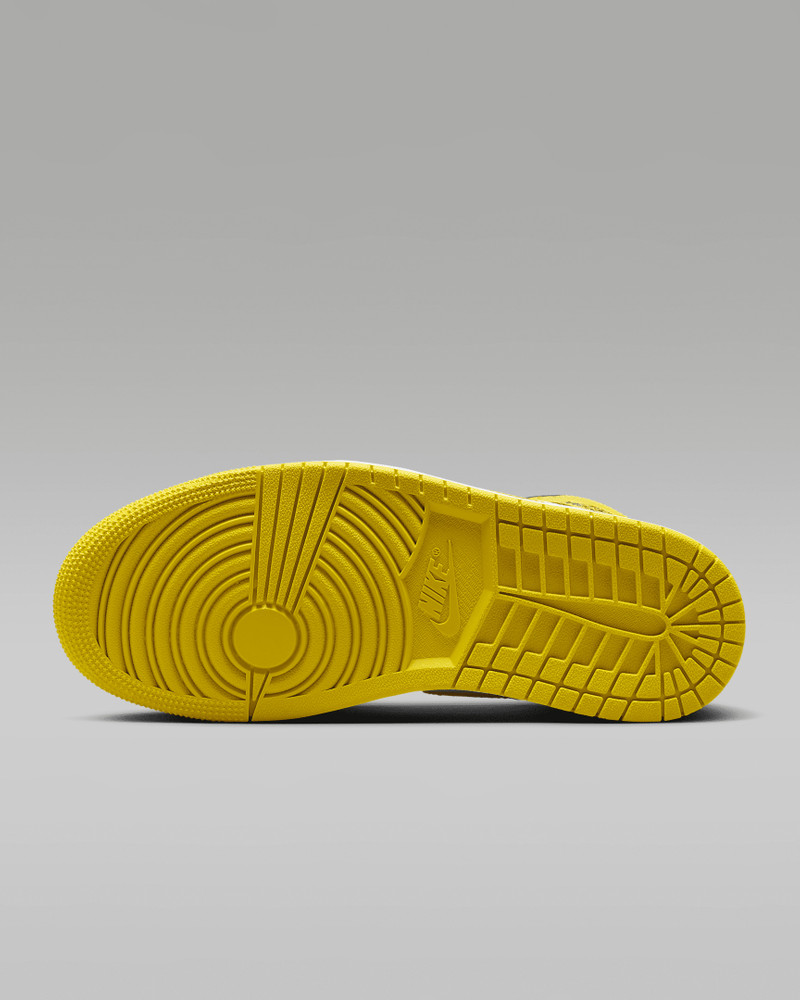 Jordan Air Jordan 1 Mid Women's Shoes outlook