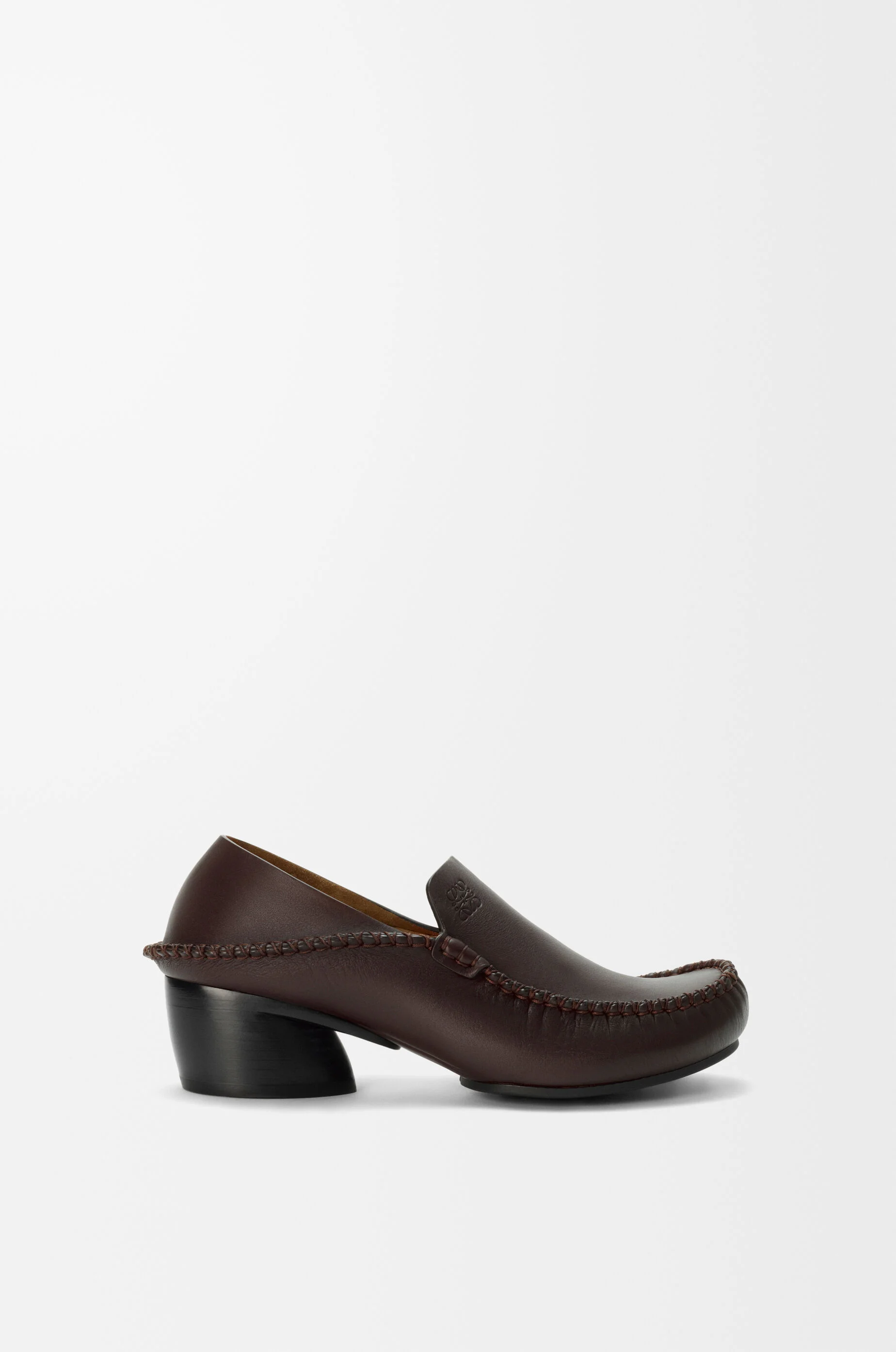 Oval loafer in soft calfskin - 1
