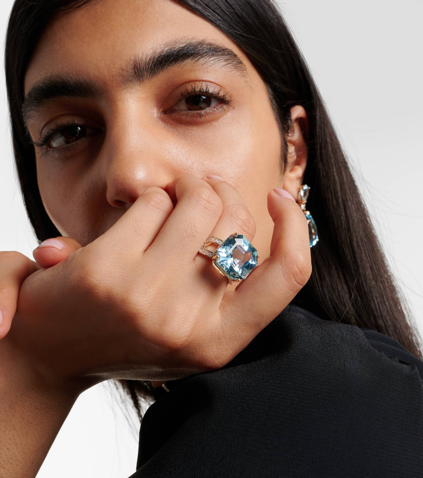 14kt gold ring with topaz and diamonds - 2