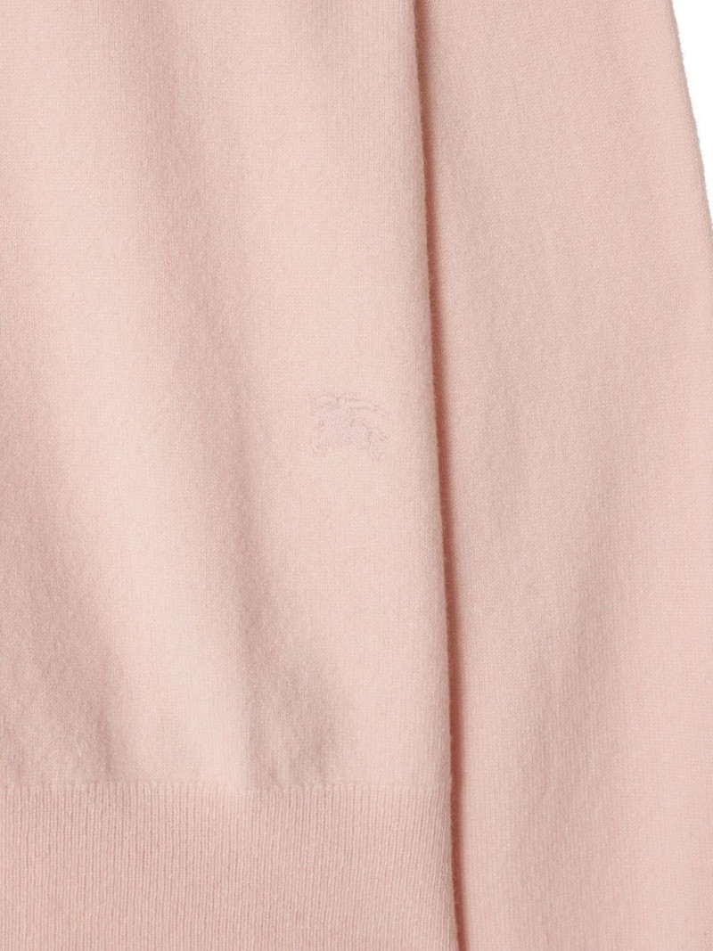 Burberry EKD sweater outlook