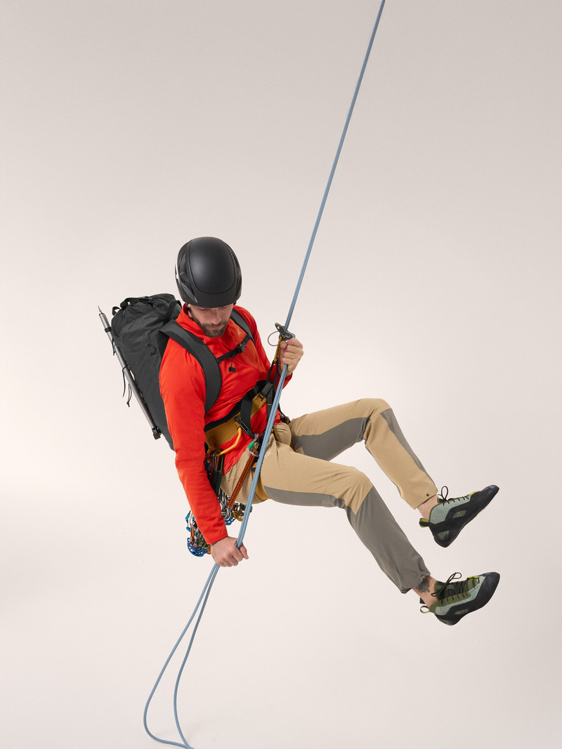 Arc'teryx Delta 1/2 Zip Neck outlook