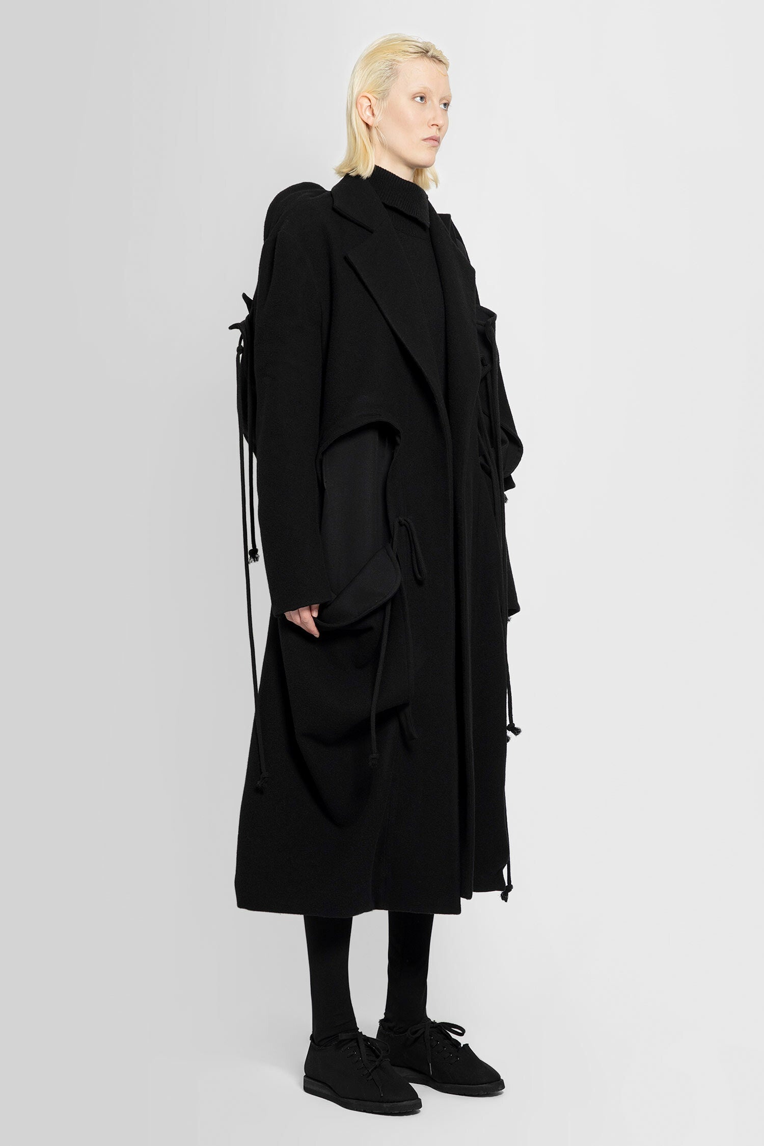 YOHJI YAMAMOTO WOMAN BLACK COATS - 3