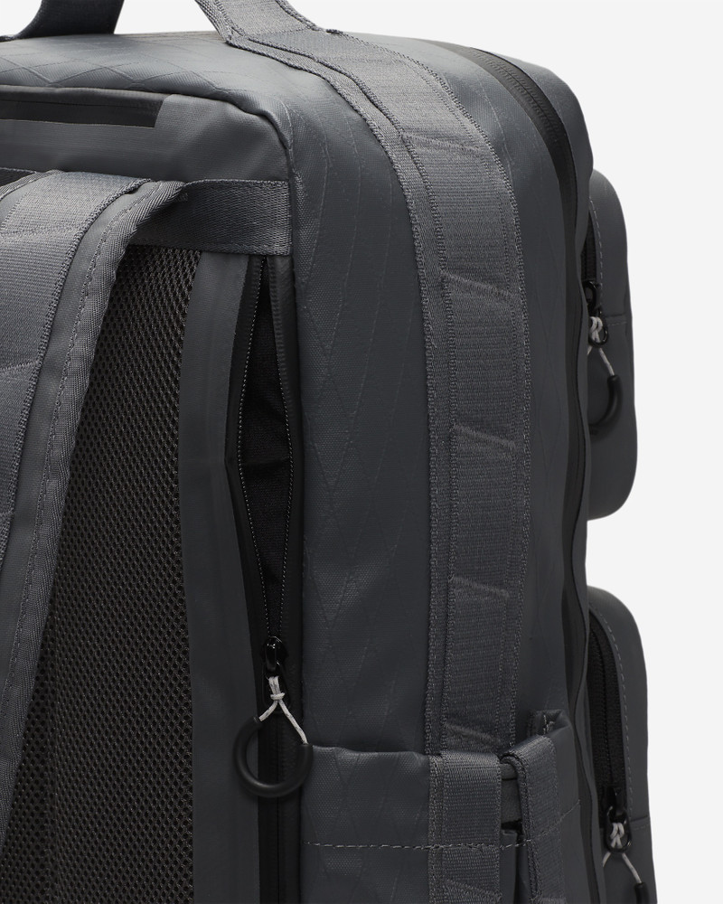 Nike Men's Storm-FIT ADV Utility Speed Training Backpack (27L) 10