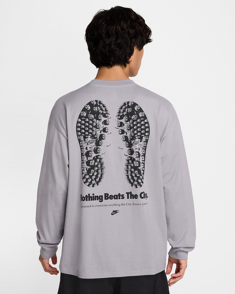 Nike Sportswear Men's Long-Sleeve Max90 Top 1