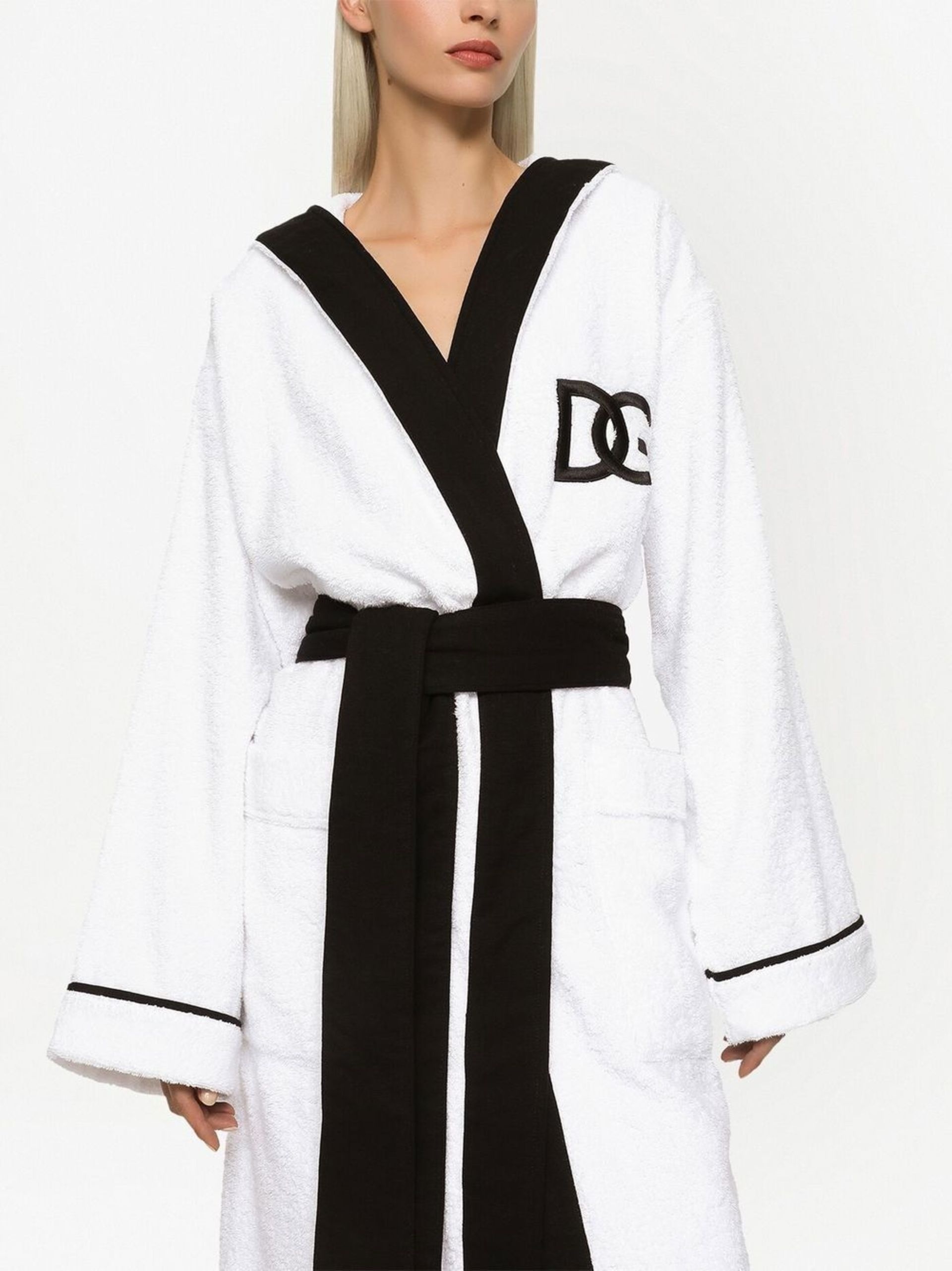 white logo-embroidered cotton robe - 4