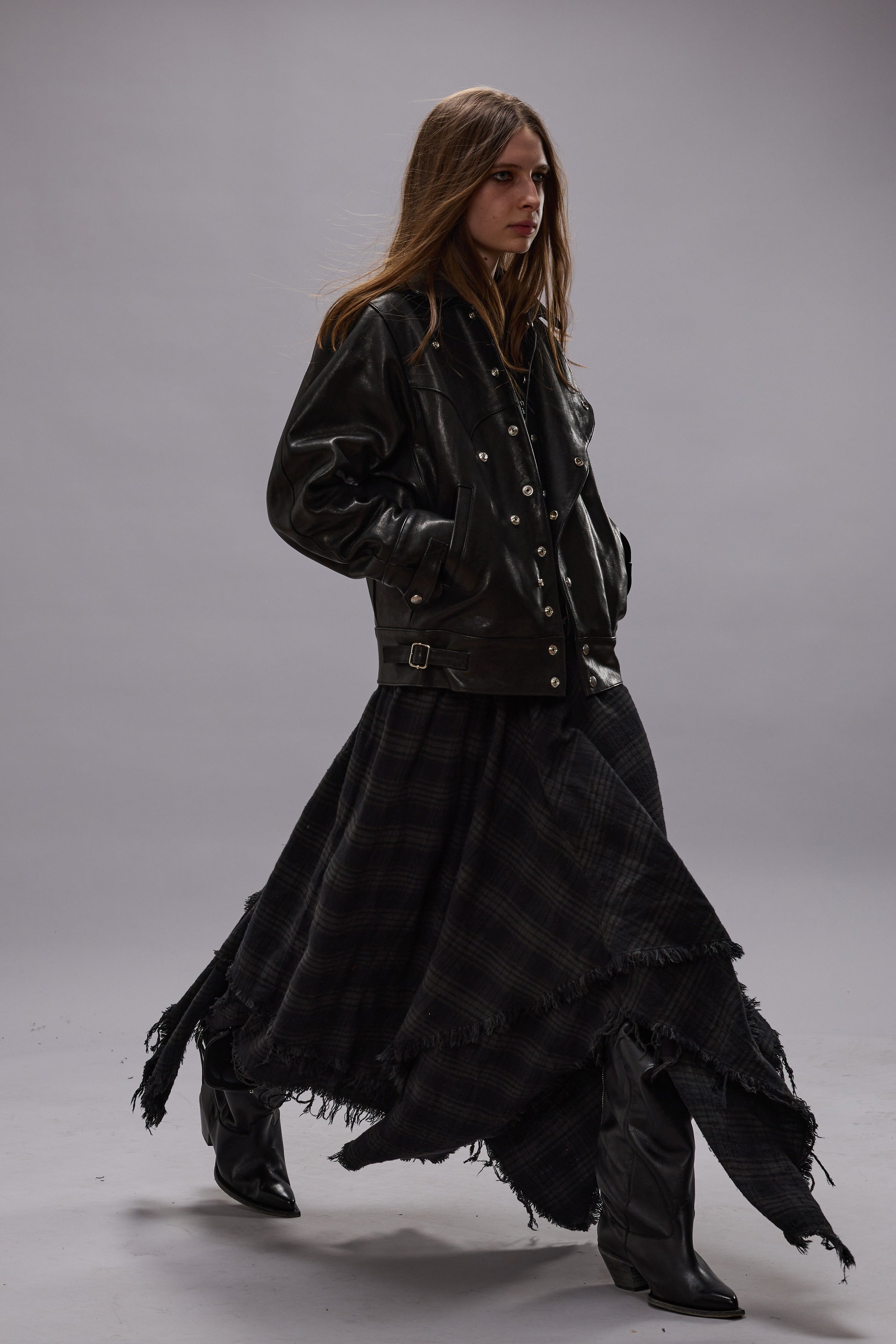 MIDI HANDKERCHIEF SKIRT - OVERDYED BLACK PLAID - R13 - 3