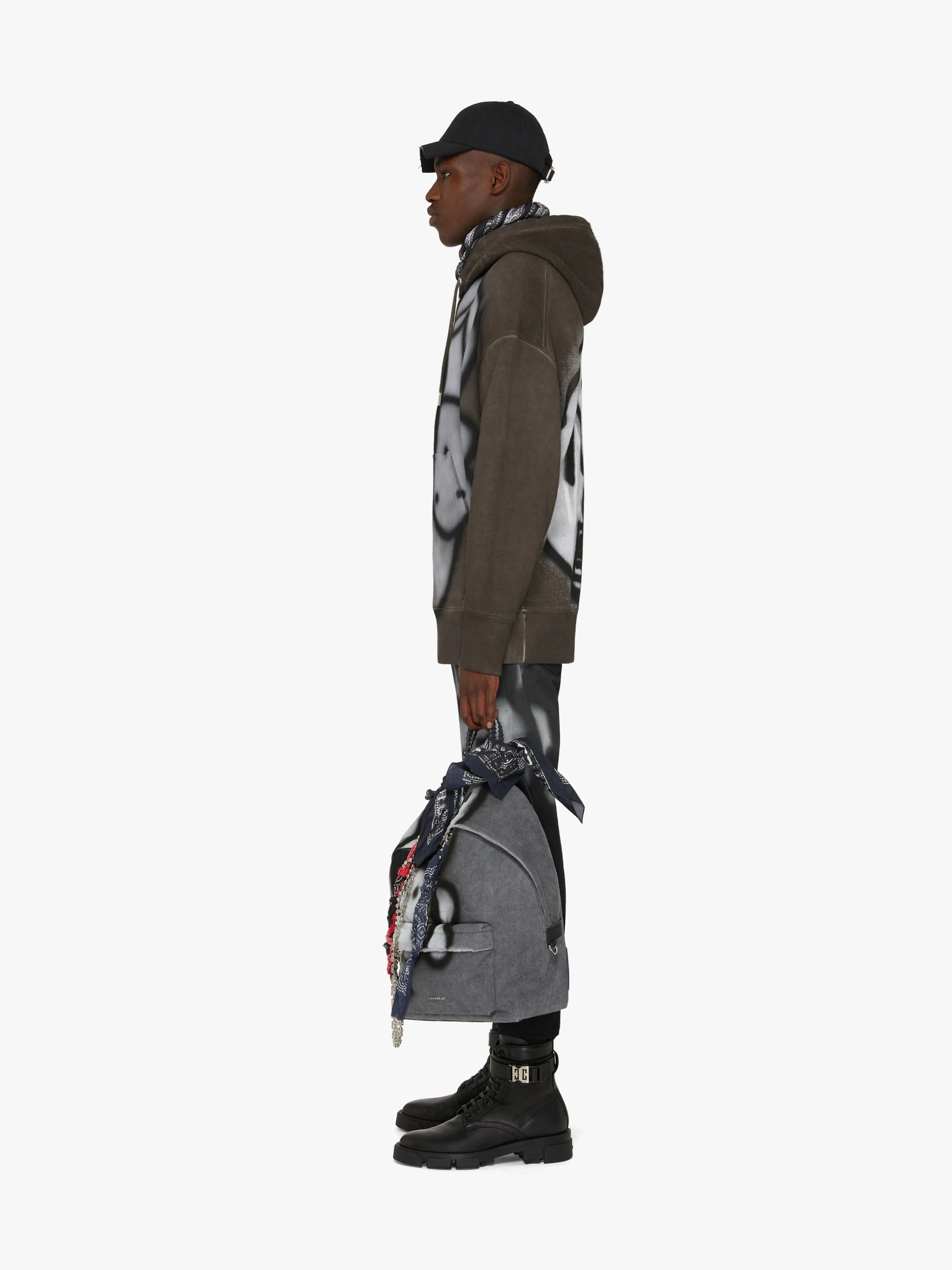 OVERSIZED HOODIE WITH TAG EFFECT DOG PRINTS - 3