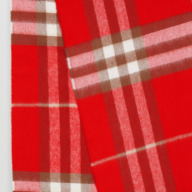 The Classic Check Cashmere Scarf 9