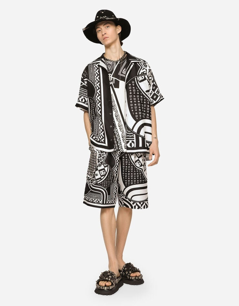 Dolce & Gabbana Silk twill jogging shorts with bandanna print outlook
