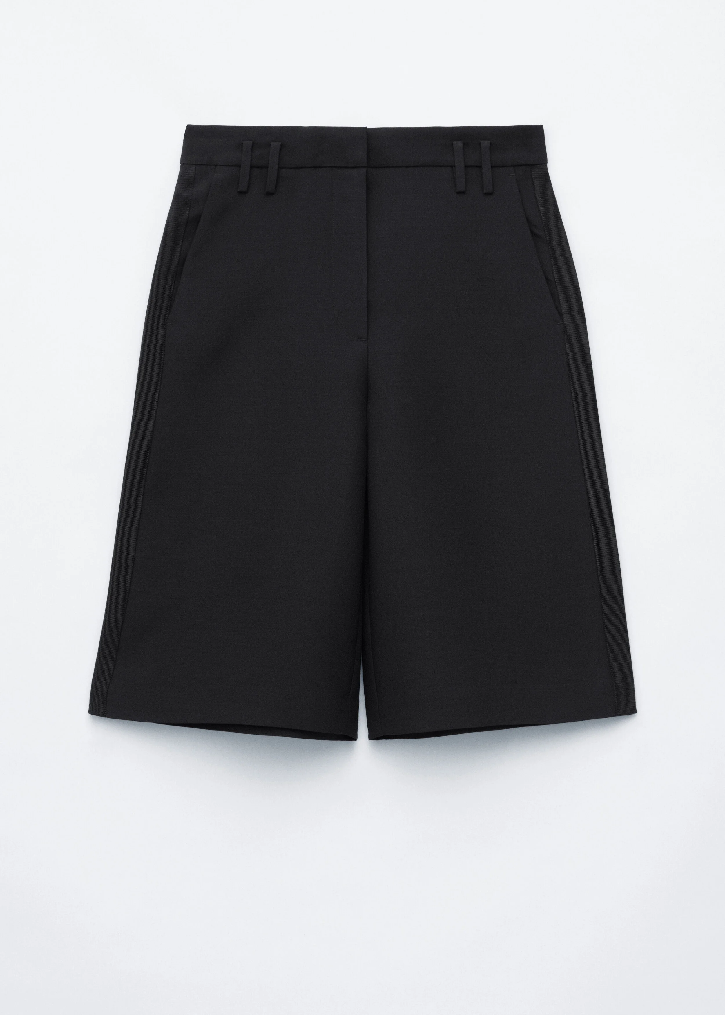 Low Waist Bermuda Shorts - 1